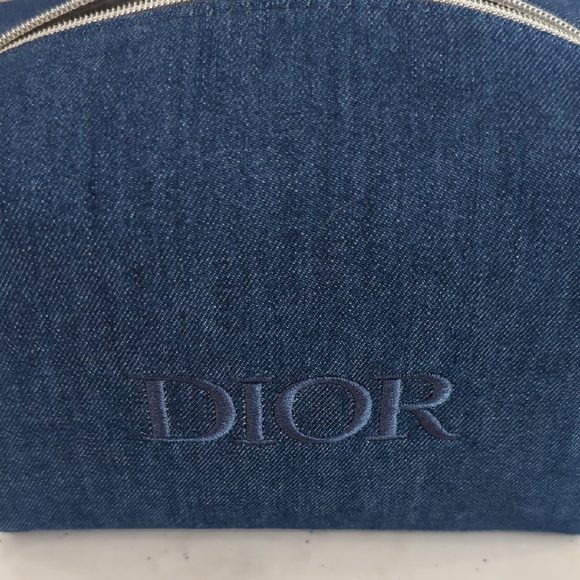 Dior Blue Cosmetic Bag with Skincare Set - Picture 2 of 8